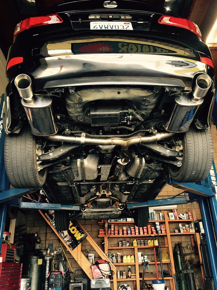 Dodge Challenger custom exhaust